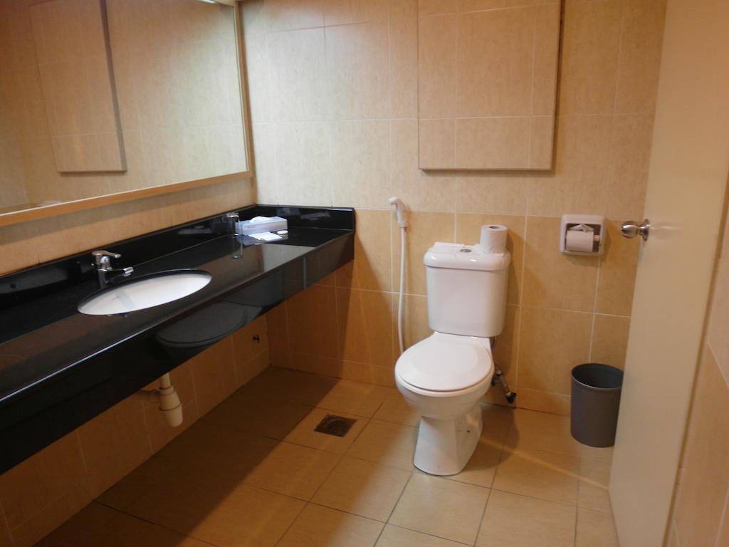 Mandarin Pacific Hotel Куала Лумпур Стая снимка